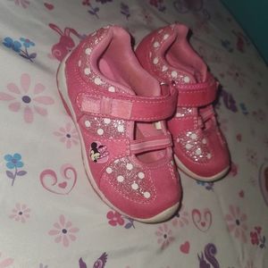 Girls shoes